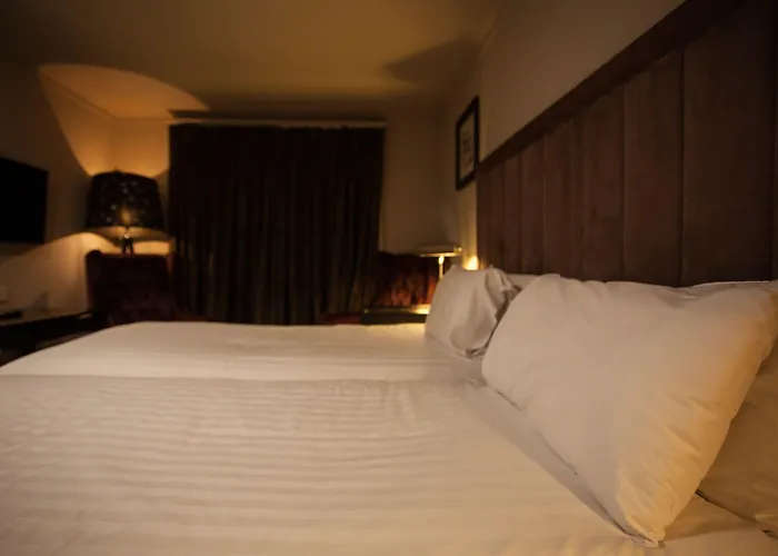 Strathaven Hotel