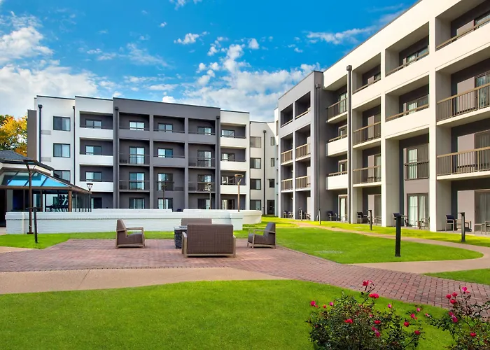 Courtyard By Marriott Rye