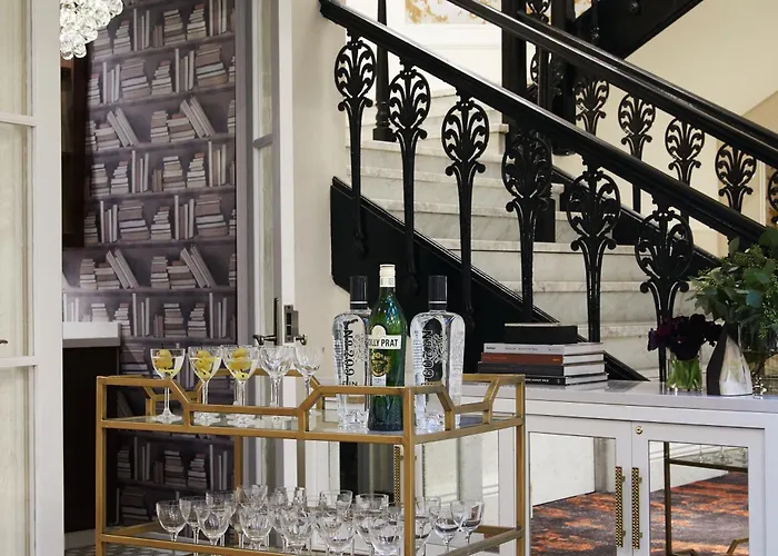 Galleria Park Hotel