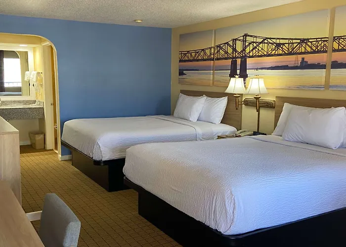 Days Inn By Wyndham Clinton