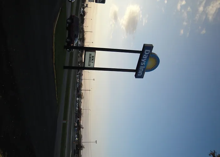 Days Inn By Wyndham Mason City