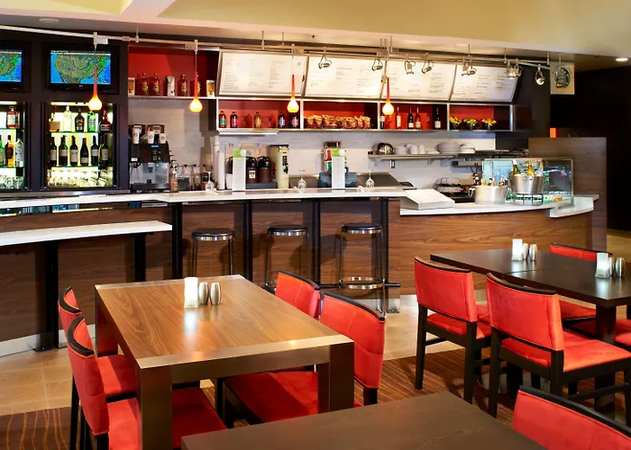 Courtyard By Marriott Minneapolis-St. Paul Airport