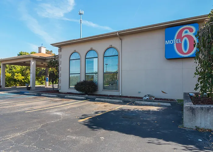 Motel 6-Hannibal, Mo