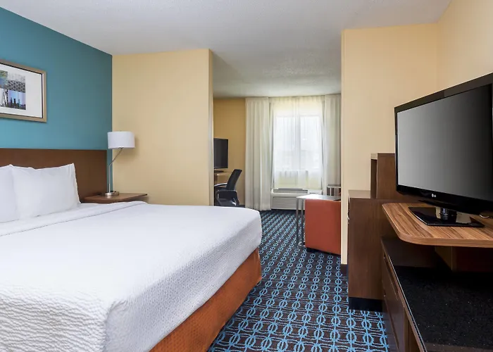 Fairfield Inn & Suites Victoria