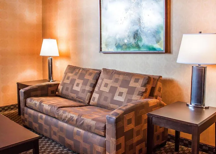 The Woodlands Inn