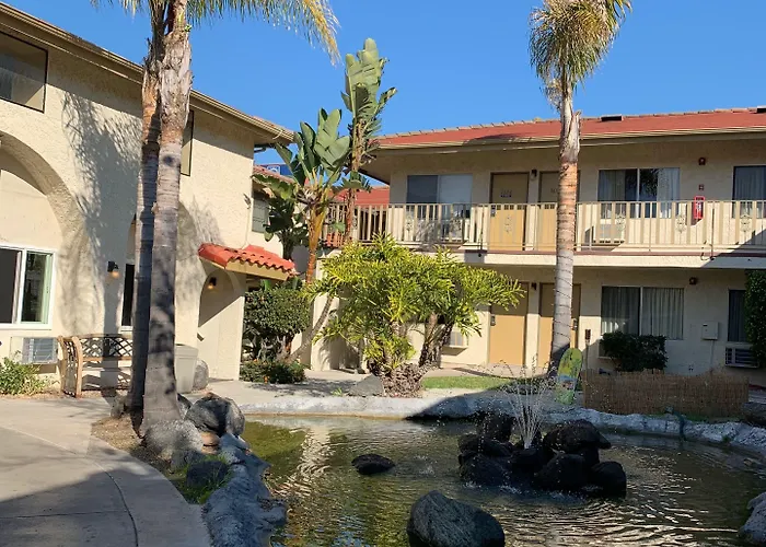 California Suites Hotel