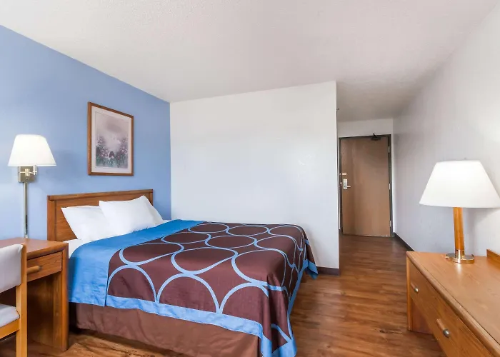 Super 8 By Wyndham Norwich