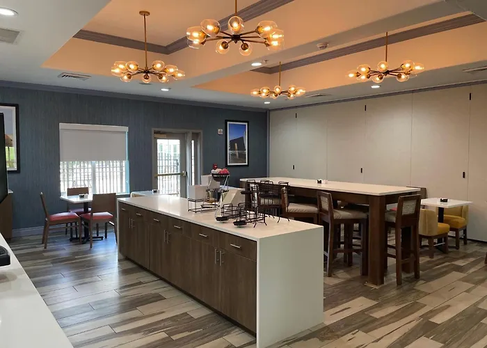 La Quinta By Wyndham Oklahoma City - Moore