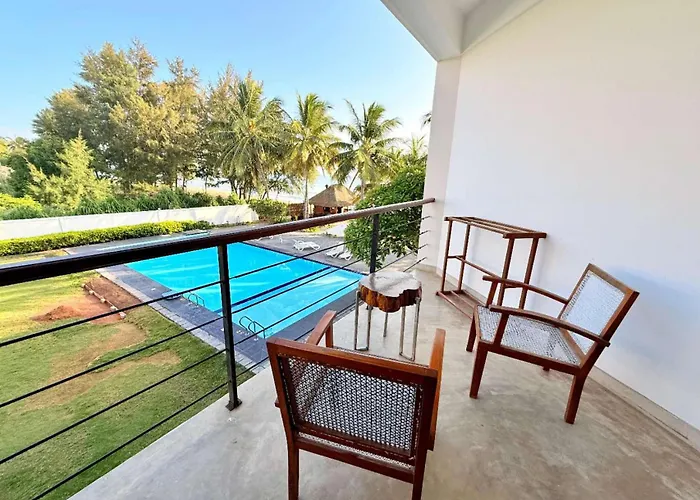 Cardamon Hotel Nilaveli