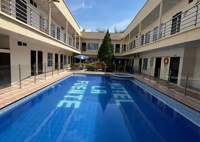 Hotel La Fuente J.N