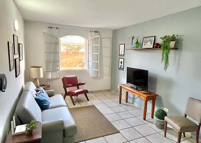 Apartamentos até 6 pessoas - 3 quartos com suíte e garagem, completo