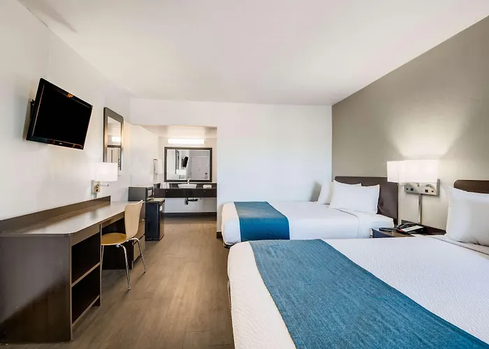 Motel 6-Tucson, Az-Downtown