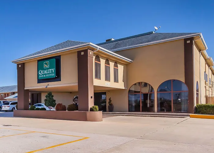 Quality Inn & Suites Owasso Us-169