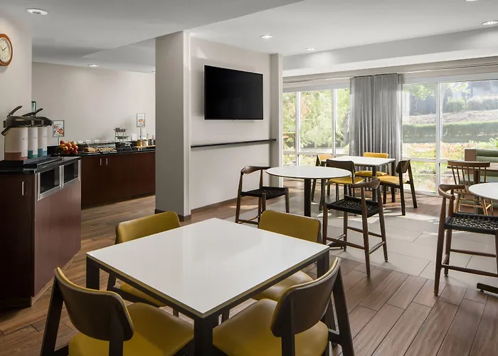 Fairfield Inn & Suites Portland West Beaverton