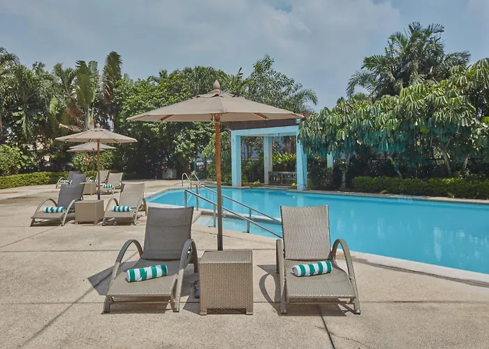 Holiday Inn & Suites Manila Galleria By Ihg
