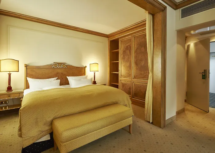 Bernstein Hotel Villa Kastania