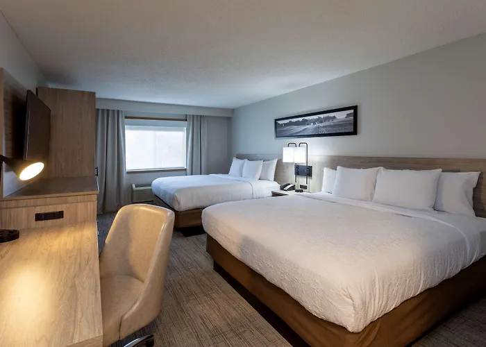 Grandstay Hotel & Suites