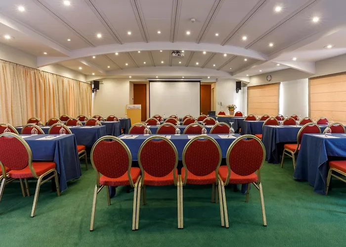 Best Western Plus Hotel Plaza