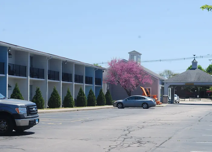 Howard Johnson By Wyndham Mystic