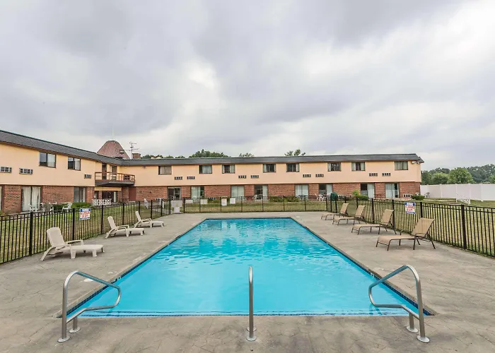 Days Inn By Wyndham Berlin Meriden