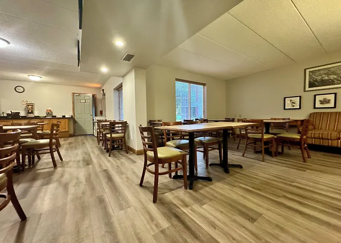 Quality Inn & Suites Alexandria