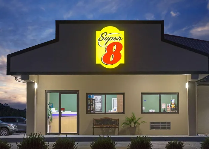 Super 8 By Wyndham Greencastle