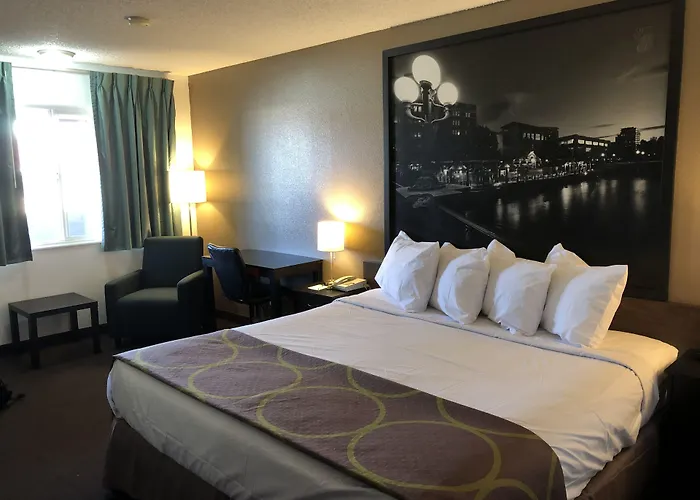 Super 8 By Wyndham Fernley
