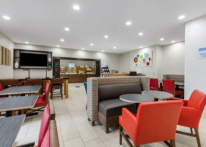 Holiday Inn Express Henderson By Ihg