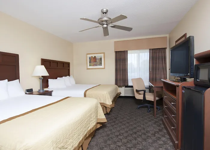 Baymont By Wyndham Mt. Pleasant