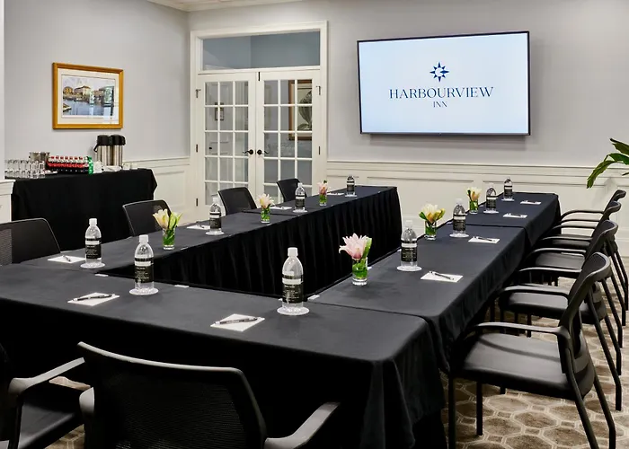 Harbourview Inn