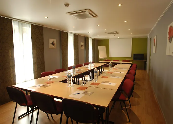 Logis Hotel De Bourgogne - Macon