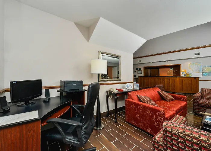 Quality Inn & Suites Stoughton - Madison South