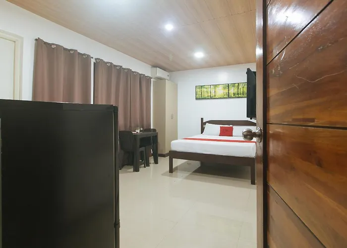 Reddoorz At Rjs Bldg Near Lyceum Gen Trias Cavite