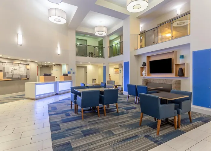 Holiday Inn Express Scottsburg By Ihg