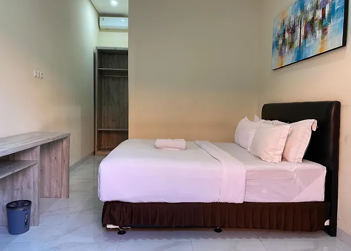 The Laviana Hotel
