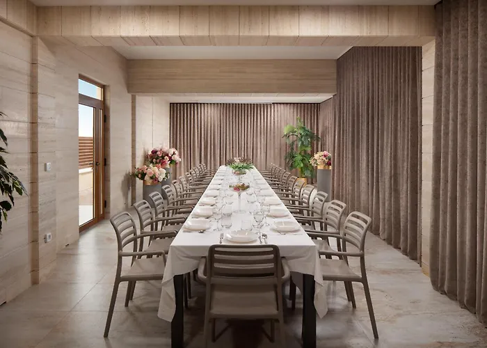 Malibu Imperial Seafront Apartments