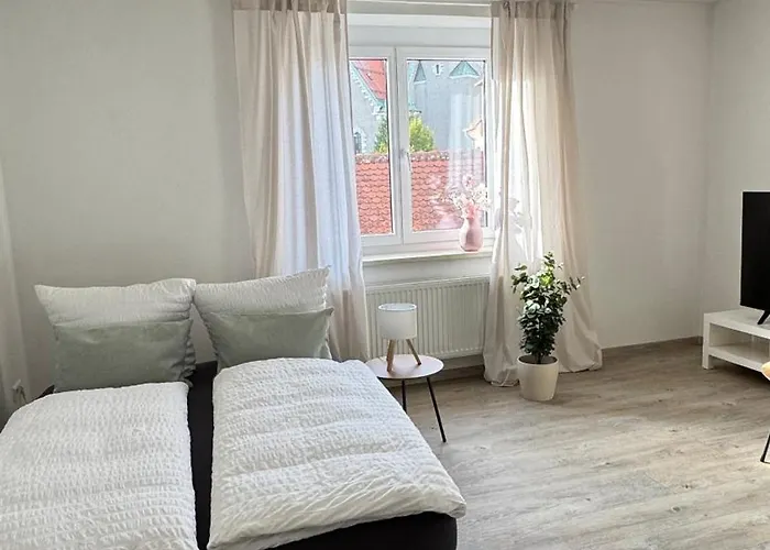 St-Apartment Charming 1 Mit Terrasse Und Garten, 3 Zimmer In Geislingen