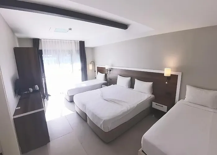 Lulubay Rooms & Suites