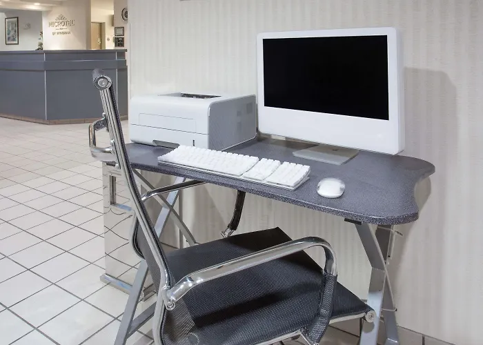 Microtel Inn By Wyndham Janesville