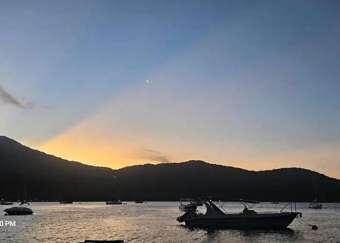 Happy Boat Angra dos Reis