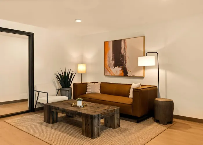 LivAway Suites Tri-Cities-Richland