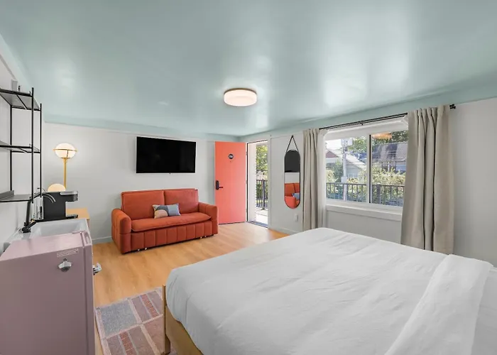 Ambler Hotel