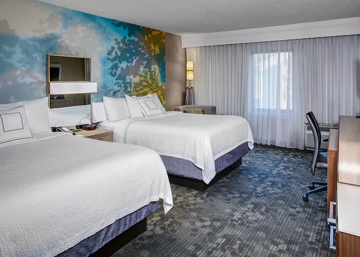 Courtyard By Marriott Cleveland Westlake