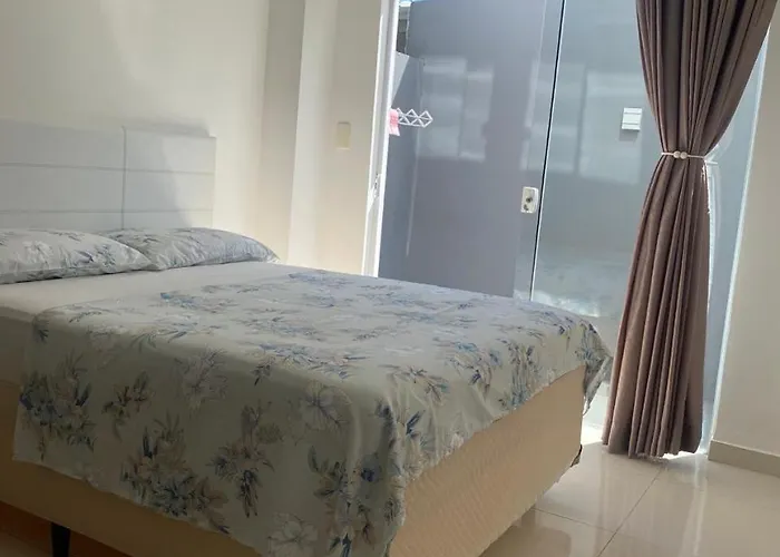 Apto ideal entre Aeroporto, a Praia e o Beto Carrero