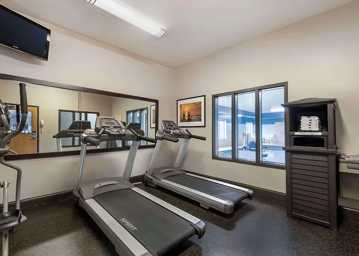 Best Western Plus Albert Lea I-90/I-35 Hotel