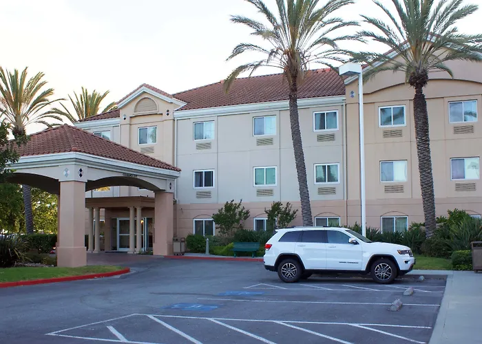 Fairfield Inn & Suites By Marriott San Francisco San Carlos