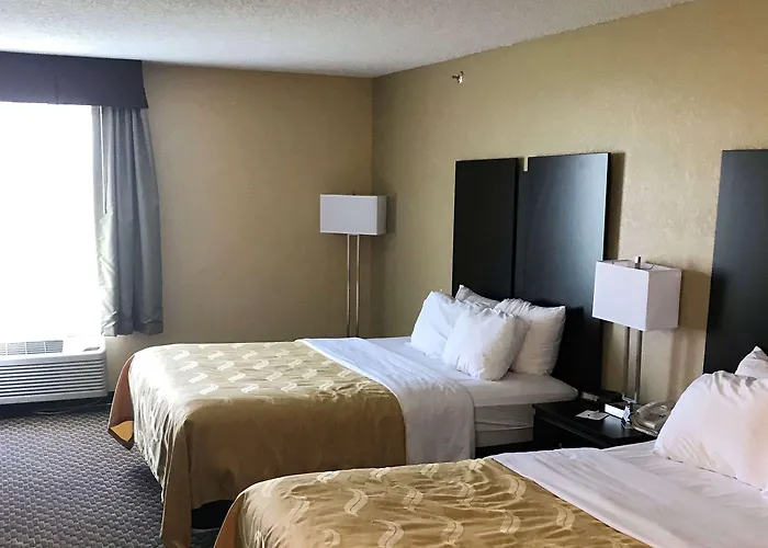 Quality Inn & Suites Mendota Near I-39