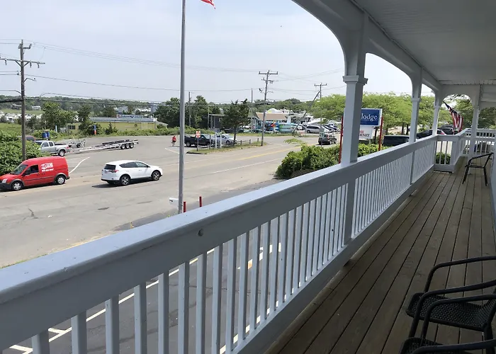 Travelodge By Wyndham Cape Cod Area