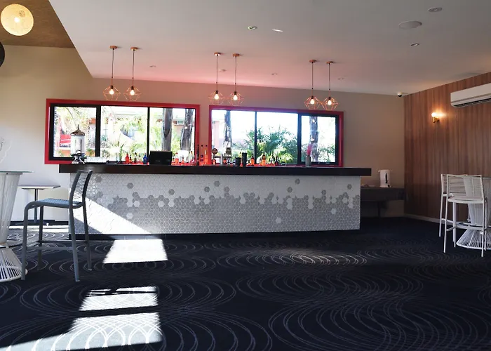 Peppermill Inn Motel