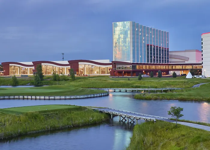 Mystic Lake Casino Hotel